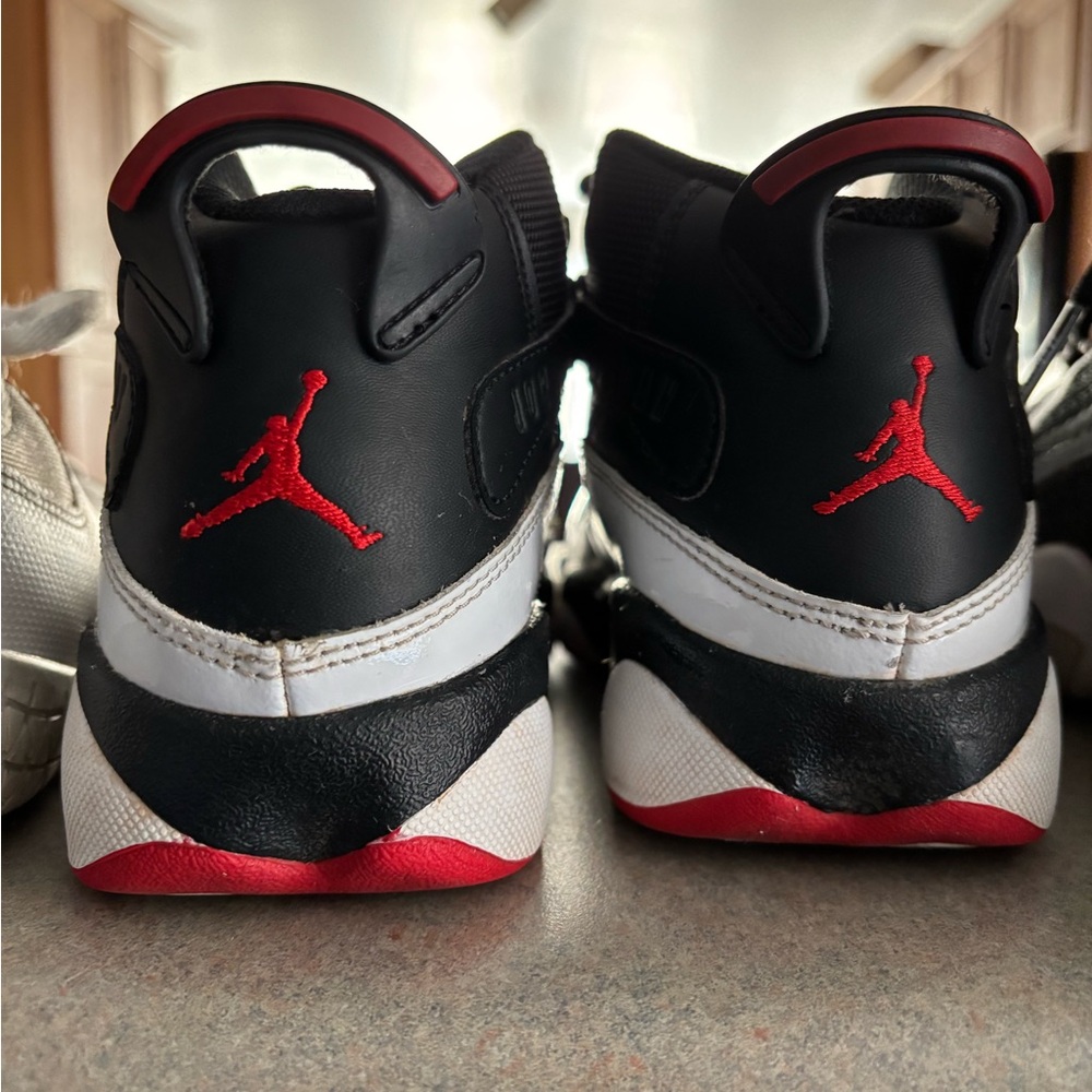 Jordan 1y sneakers black white red
